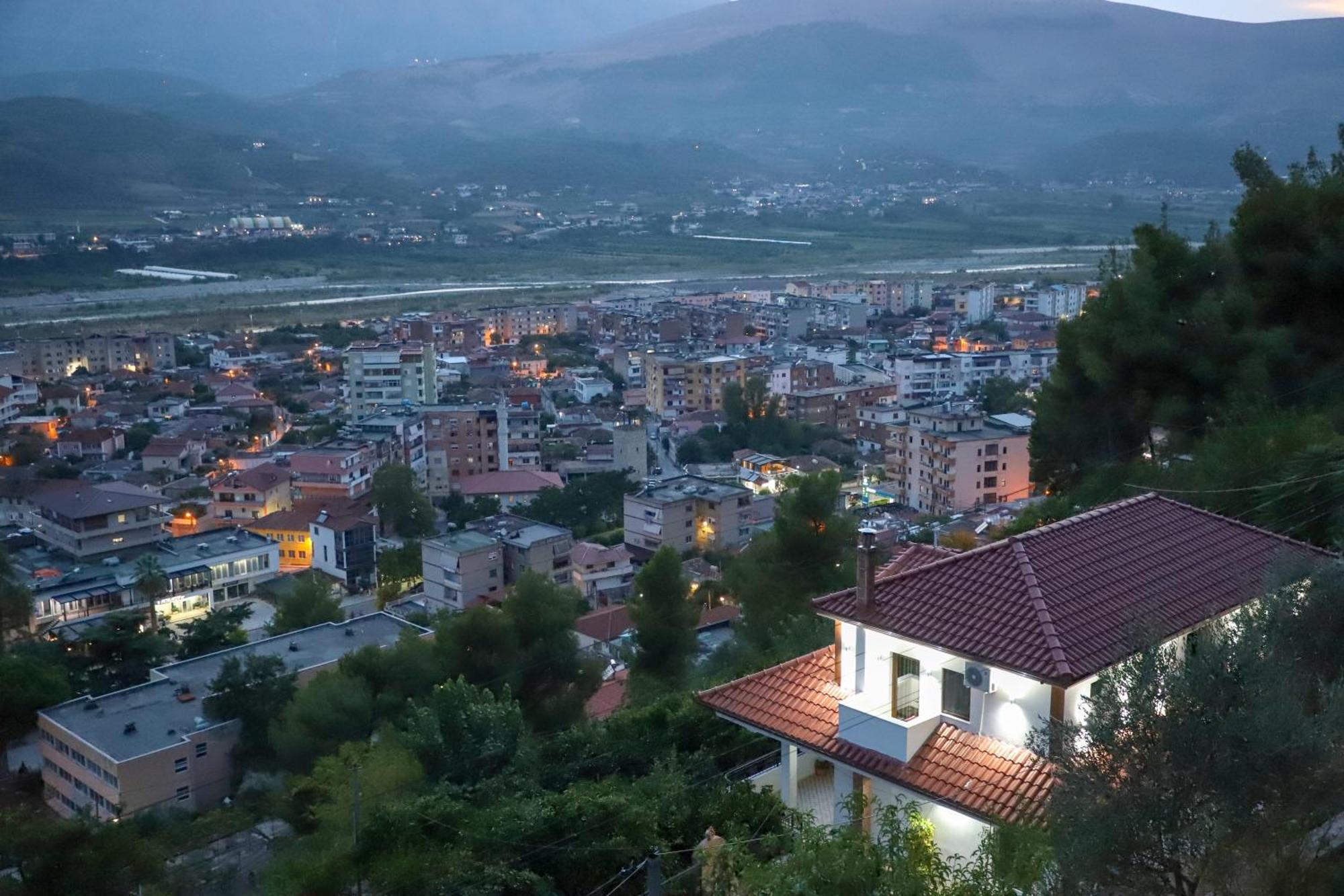 Vila Toska Berati Exterior foto